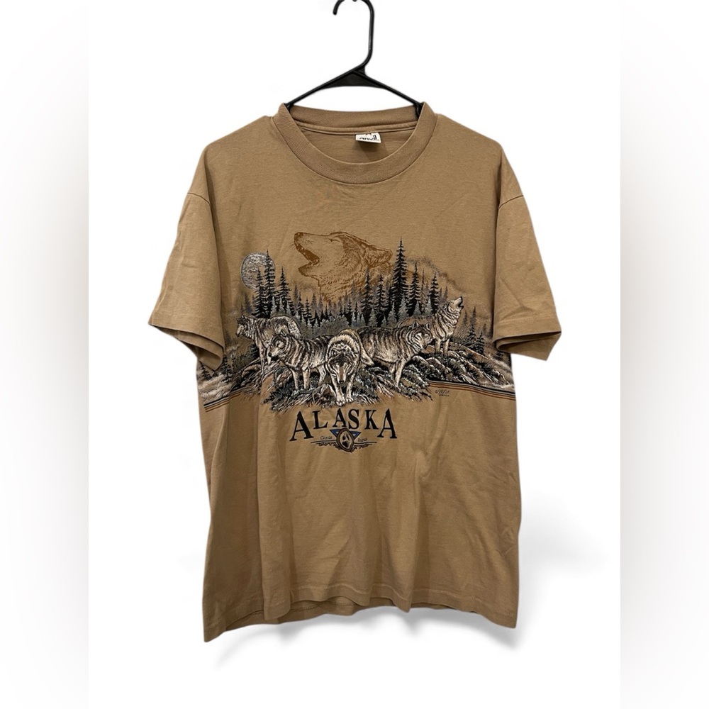 Vintage Alaska Wolf Graphic T-Shirt Anvil USA Made Large